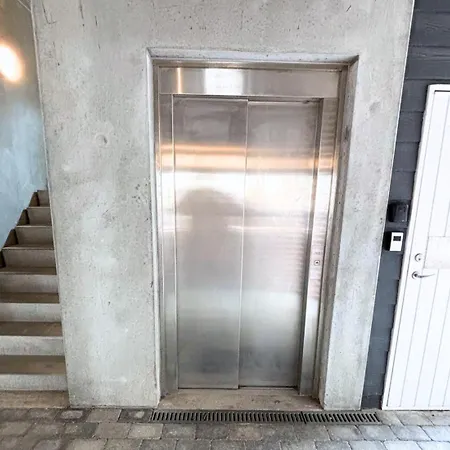 Skon Taglejlighed Midt I Apartmán